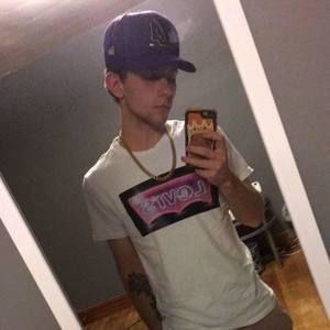 Meet your Posher, Ethan